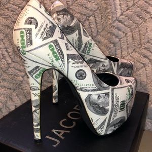 Printed Platform Pumps